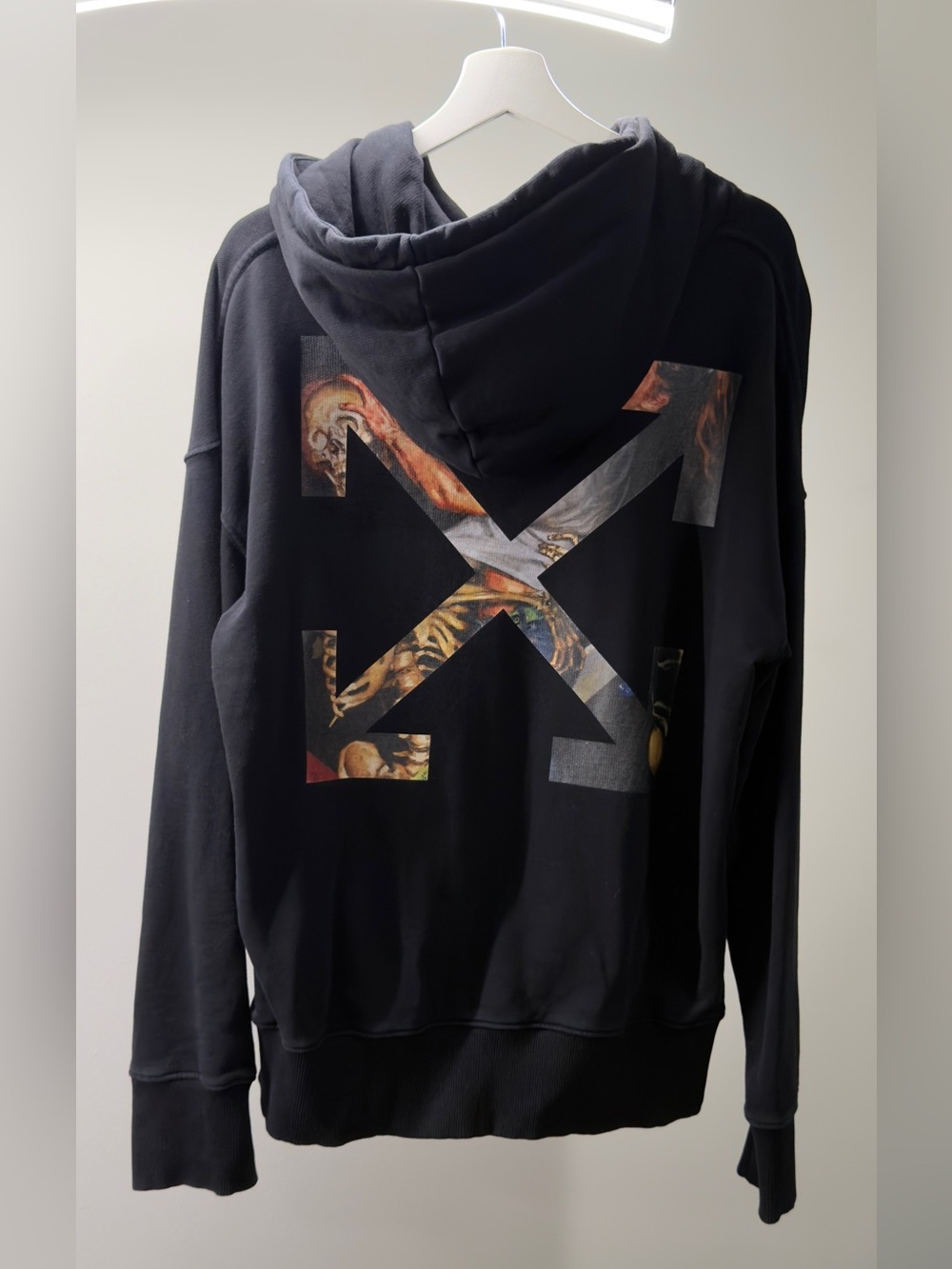 Authentic OFF-WHITE Pascal Arrow Logo Hoodie
Black